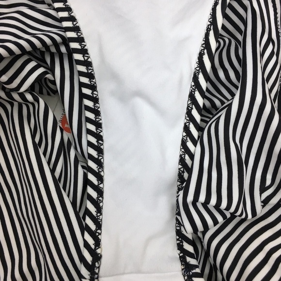 CUPSHE High Waisted Bikini Bottom Stripe Ruched Classic Black White Medium NWT - Picture 7 of 10